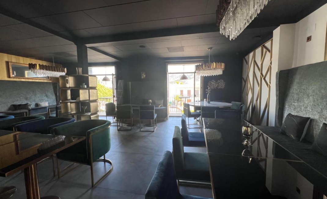 Cession de fonds de commerce - Commercial -
Altea