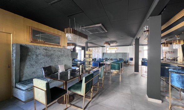 Cession de fonds de commerce - Commercial -
Altea