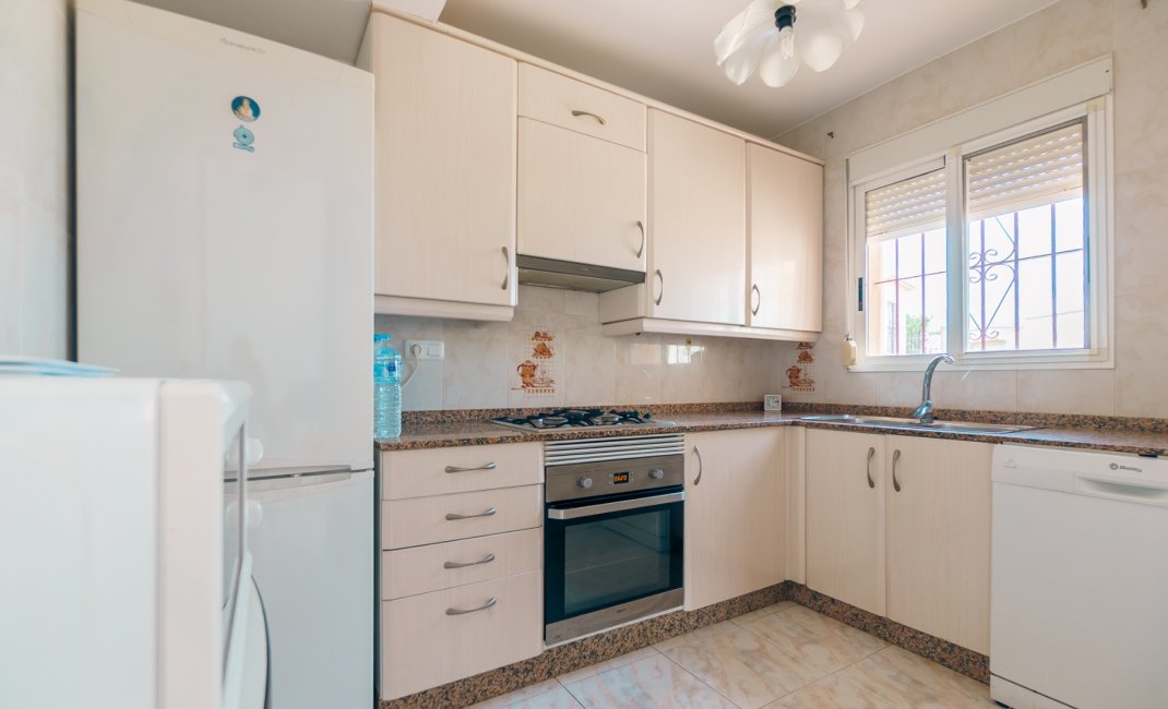 Videresalg - Rekkehus -
Albir