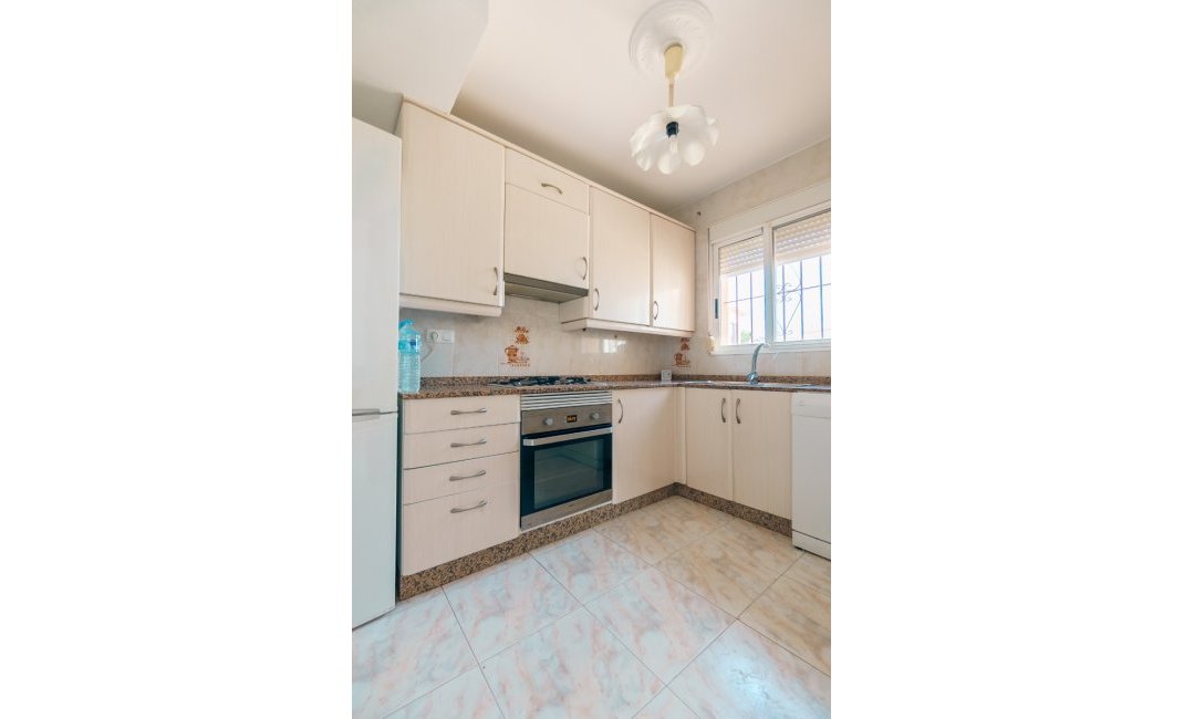 Videresalg - Rekkehus -
Albir