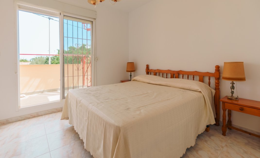 Videresalg - Rekkehus -
Albir