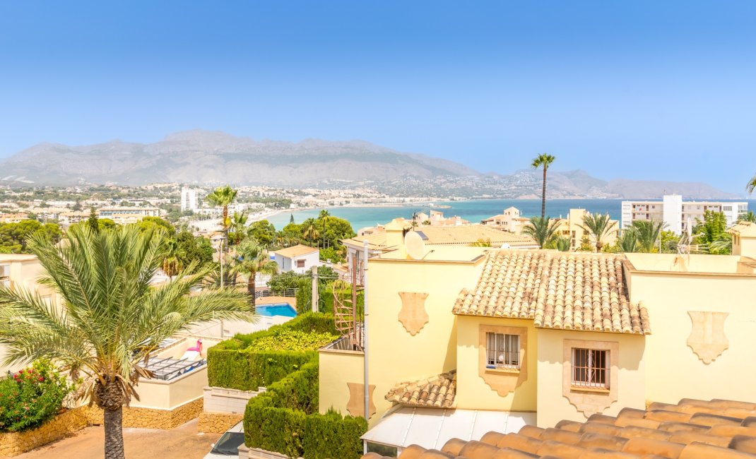 Videresalg - Rekkehus -
Albir