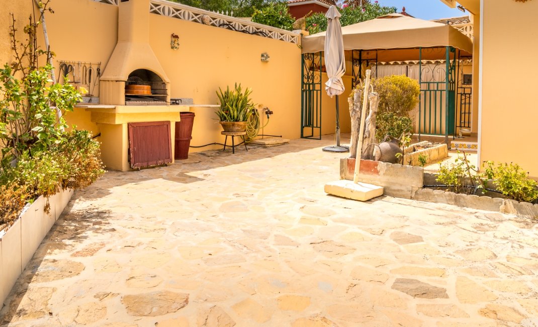 Videresalg - Rekkehus -
Albir