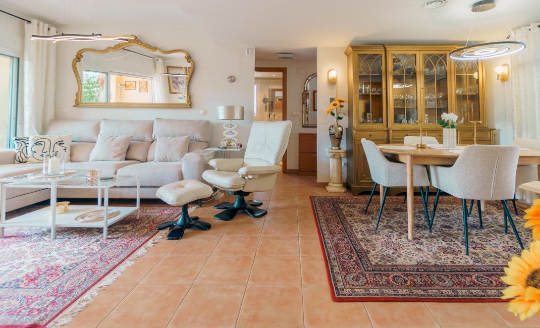 Reventa - Apartamento / piso -
Albir