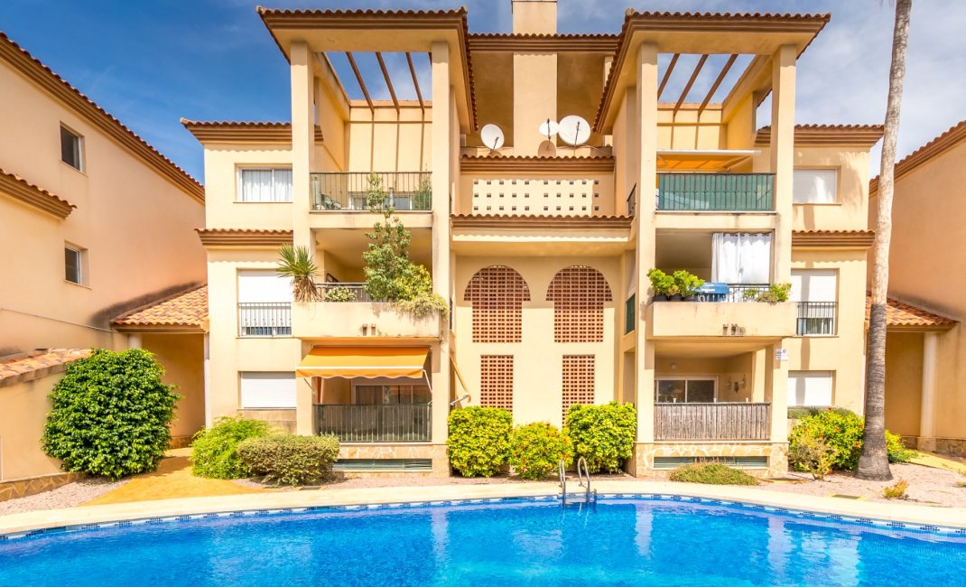 Reventa - Apartamento / piso -
Albir