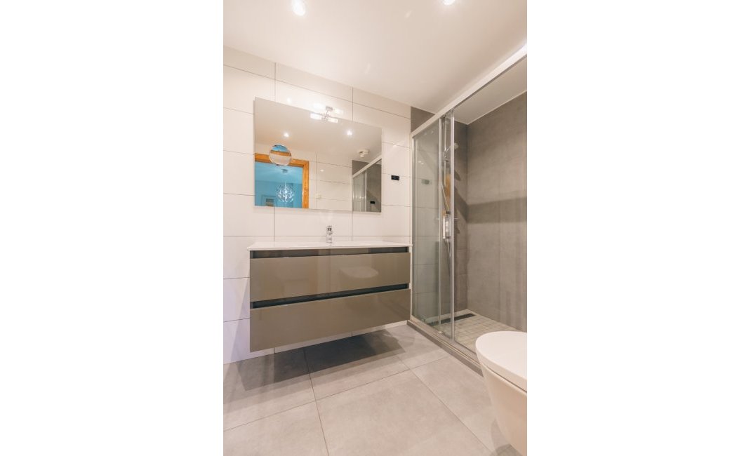 Reventa - Apartamento / piso -
Albir