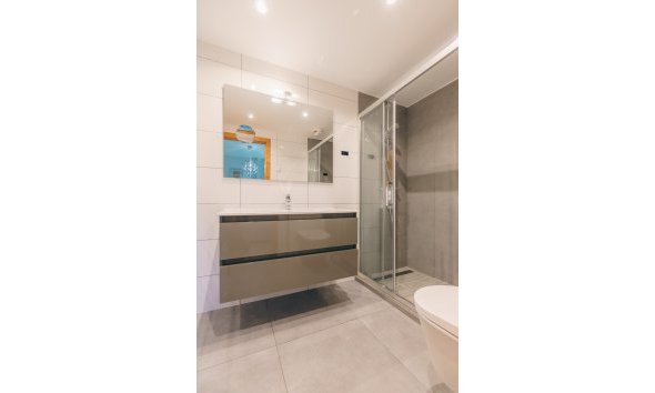 Reventa - Apartamento / piso -
Albir