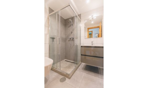 Reventa - Apartamento / piso -
Albir