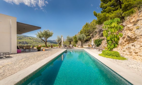 Reventa - Chalet / Villa  -
Callosa De Ensarrià