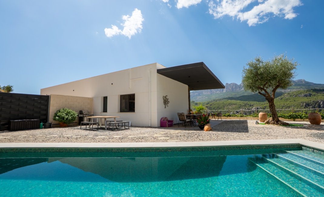 Reventa - Chalet / Villa  -
Callosa De Ensarrià