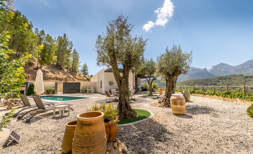 Reventa - Chalet / Villa  -
Callosa De Ensarrià