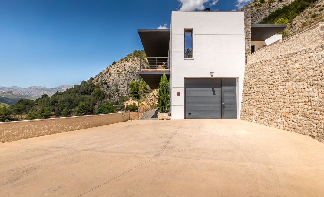 Reventa - Chalet / Villa  -
Callosa De Ensarrià