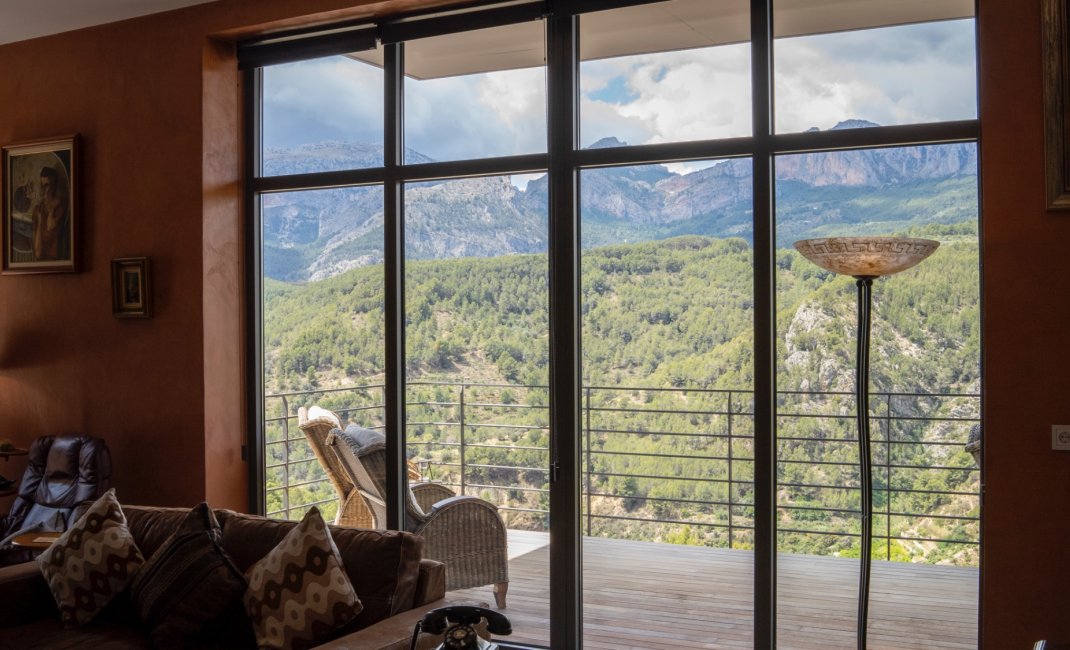 Reventa - Chalet / Villa  -
Callosa De Ensarrià