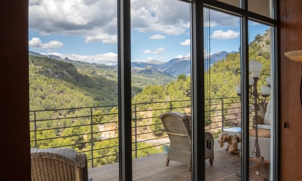 Reventa - Chalet / Villa  -
Callosa De Ensarrià