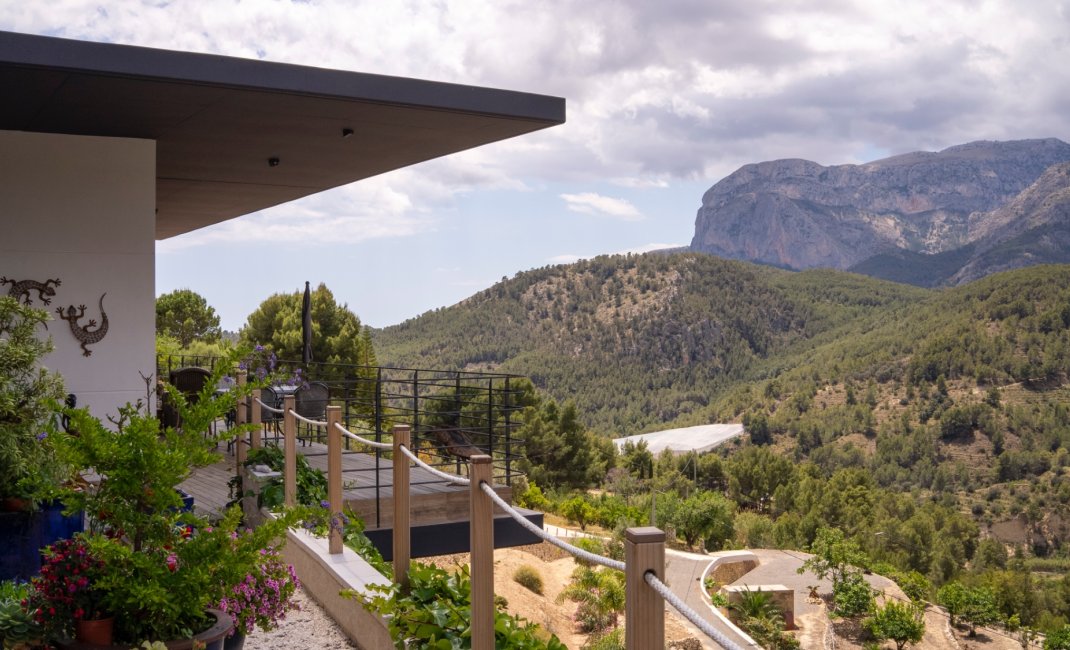 Reventa - Chalet / Villa  -
Callosa De Ensarrià