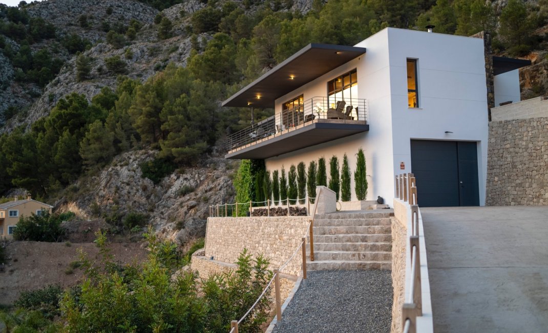 Reventa - Chalet / Villa  -
Callosa De Ensarrià