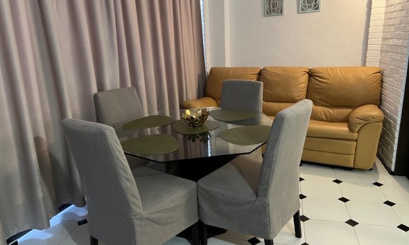 Lange Termijn Verhuur - Appartement / flat -
Finestrat - Cala de Finestrat