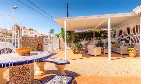 Reventa - Adosado -
La Nucía