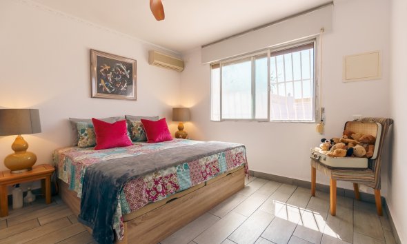 Reventa - Adosado -
La Nucía