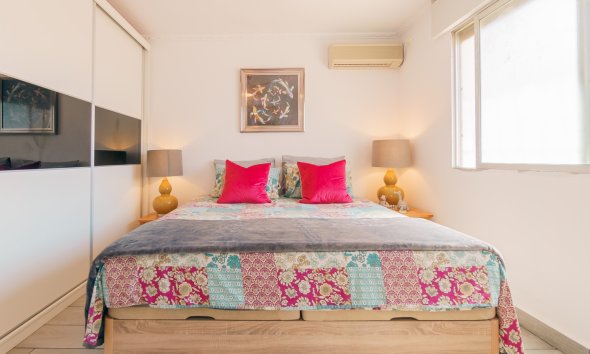 Reventa - Adosado -
La Nucía