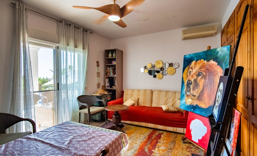 Resale - Villa -
La Nucía