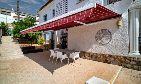 Resale - Villa -
La Nucía