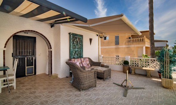 Resale - Villa -
La Nucía