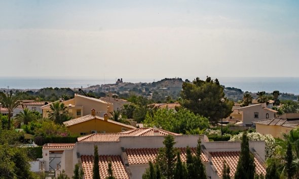 Resale - Villa -
La Nucía