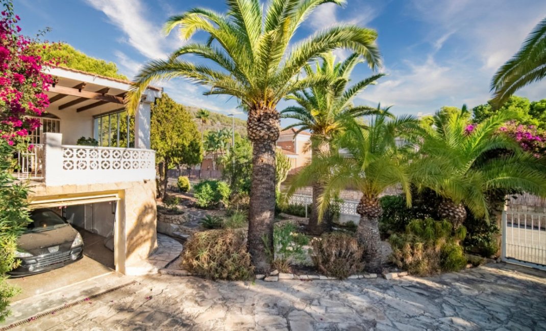 Herverkoop - Villa -
Alfaz del Pi - Colonia Escandinavia