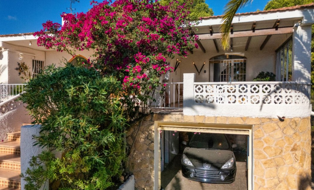 Herverkoop - Villa -
Alfaz del Pi - Colonia Escandinavia