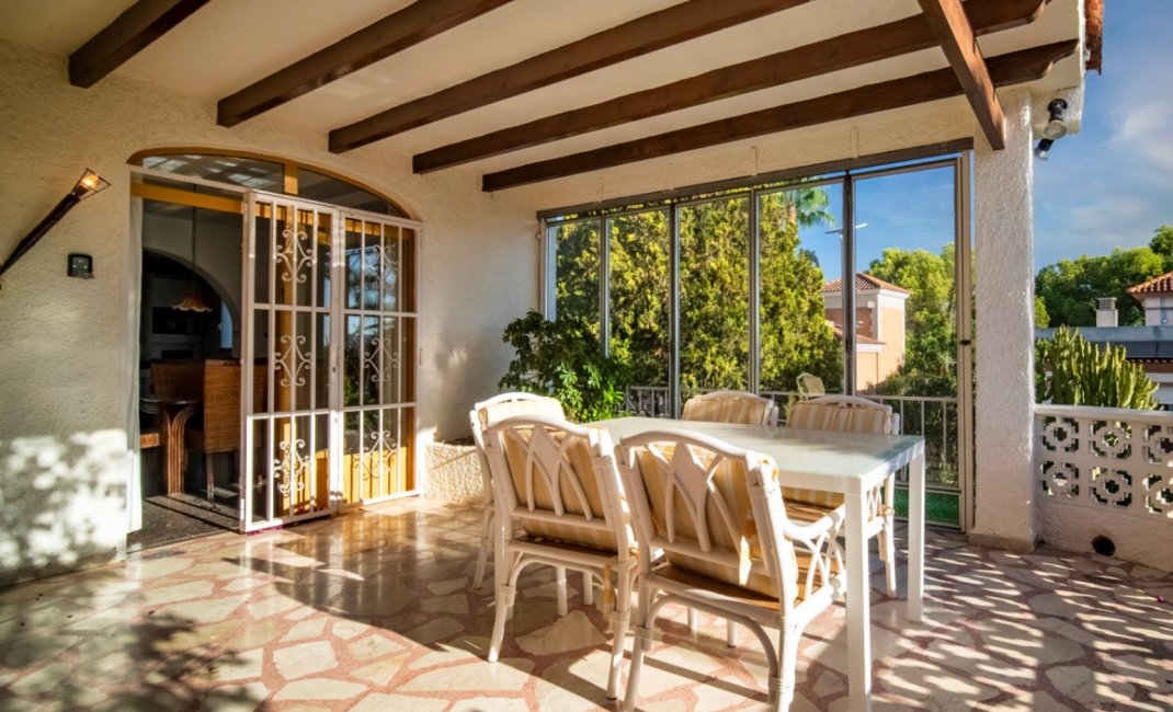 Herverkoop - Villa -
Alfaz del Pi - Colonia Escandinavia