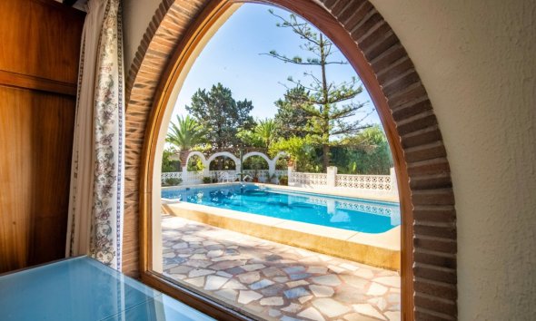 Herverkoop - Villa -
Alfaz del Pi - Colonia Escandinavia