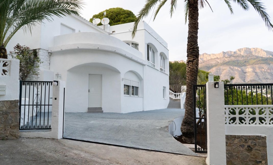 Herverkoop - Villa -
Altea - La Olla
