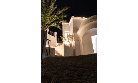 Herverkoop - Villa -
Altea - La Olla