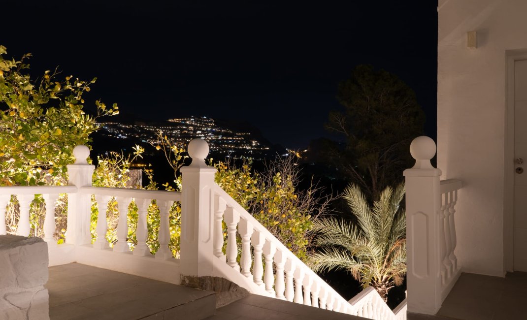 Herverkoop - Villa -
Altea - La Olla