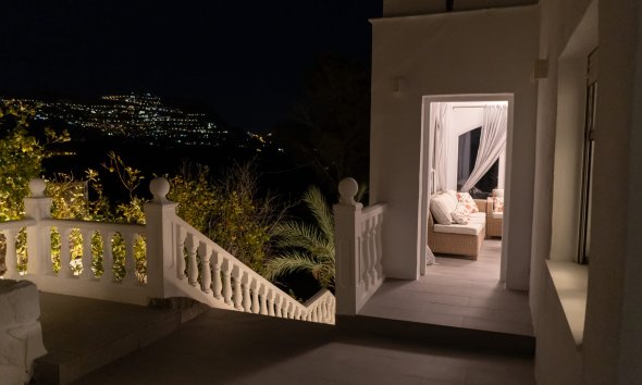 Herverkoop - Villa -
Altea - La Olla