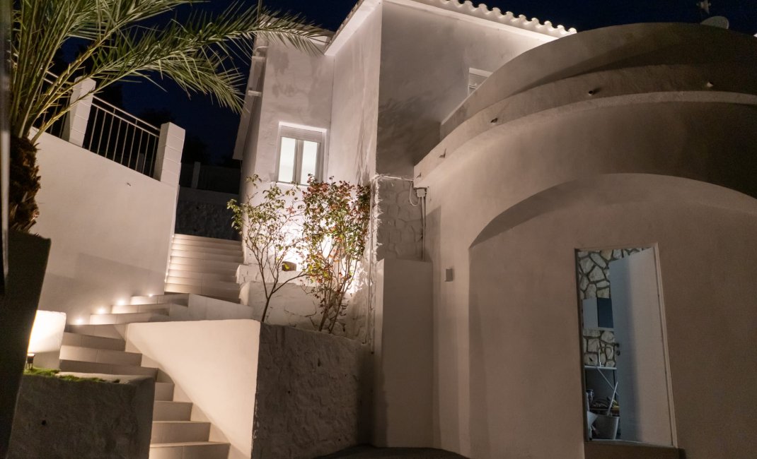 Herverkoop - Villa -
Altea - La Olla