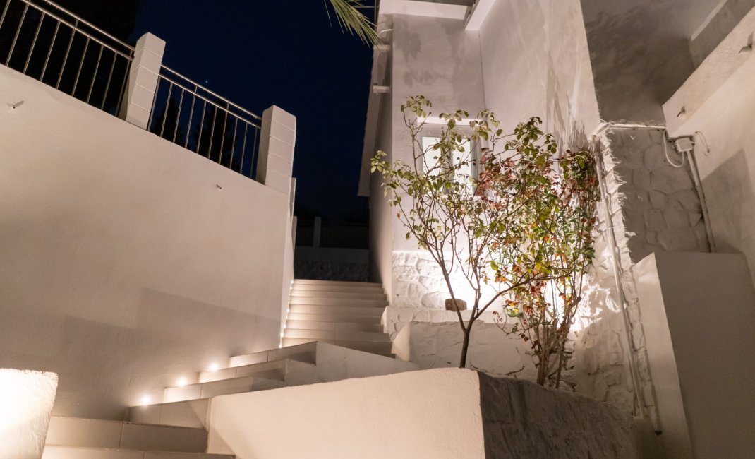 Herverkoop - Villa -
Altea - La Olla