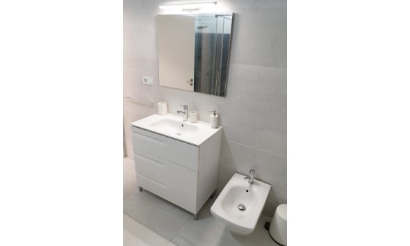 Herverkoop - Villa -
Altea - La Olla