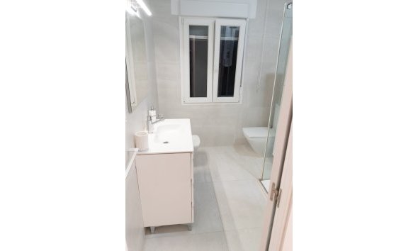 Herverkoop - Villa -
Altea - La Olla