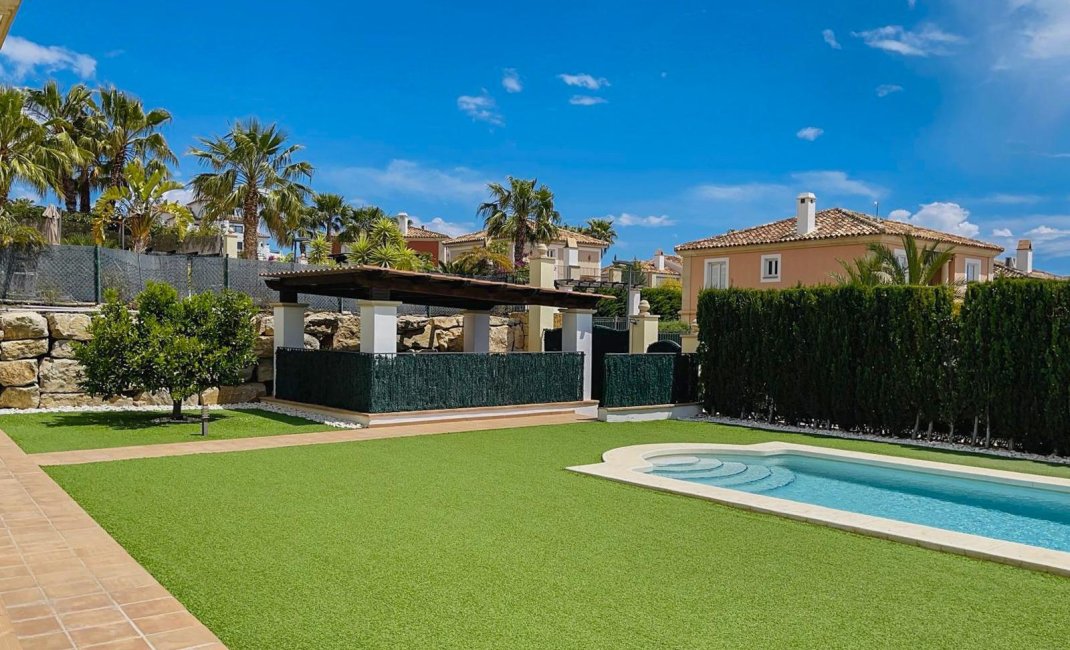 Herverkoop - Villa -
Finestrat - Sierra cortina