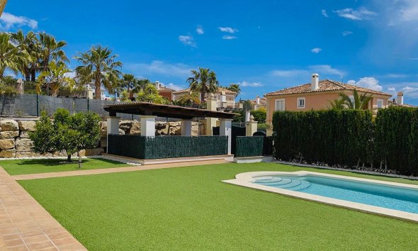 Herverkoop - Villa -
Finestrat - Sierra cortina