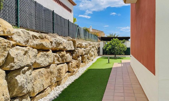 Herverkoop - Villa -
Finestrat - Sierra cortina