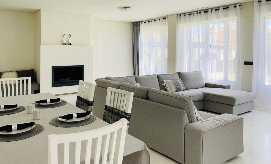 Herverkoop - Villa -
Finestrat - Sierra cortina