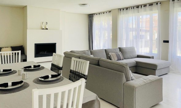 Herverkoop - Villa -
Finestrat - Sierra cortina