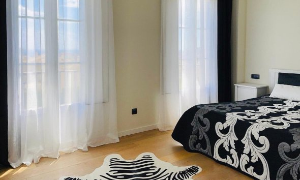 Herverkoop - Villa -
Finestrat - Sierra cortina