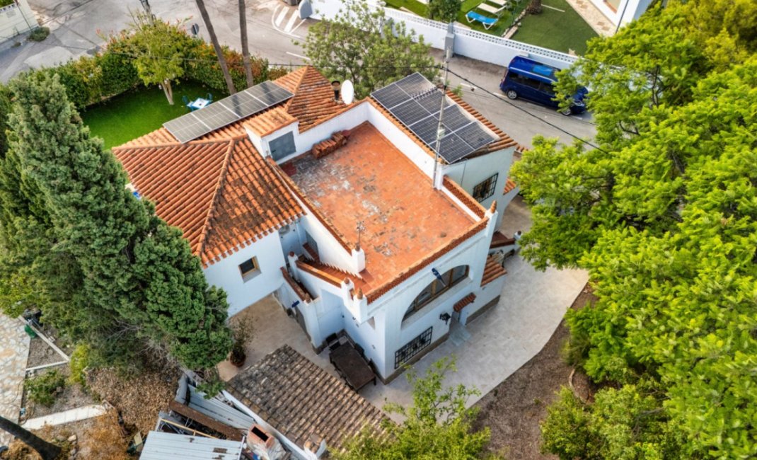 Reventa - Villa -
Albir