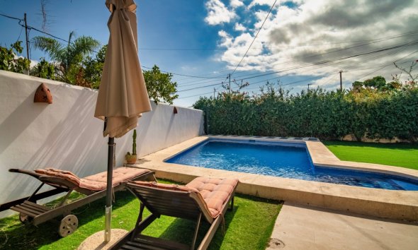 Reventa - Villa -
Albir