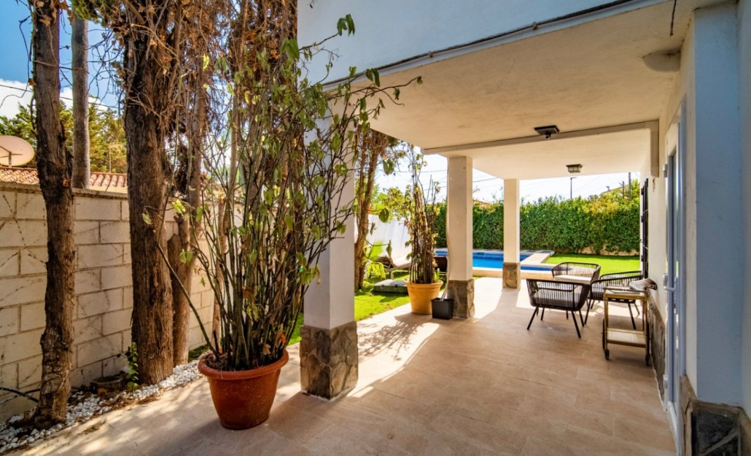 Reventa - Villa -
Albir