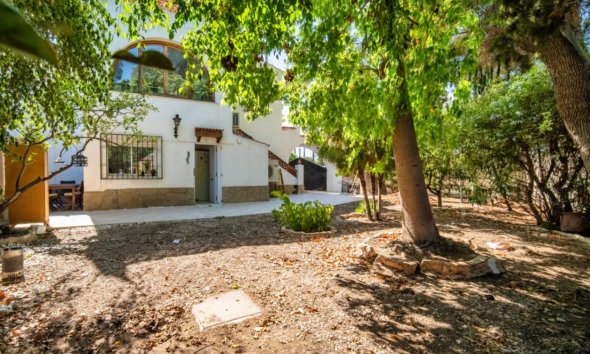 Reventa - Villa -
Albir